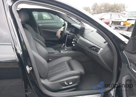 2023 BMW 540 I z USA, uszkodzony, nr VIN WBA53BJ06PCL83973